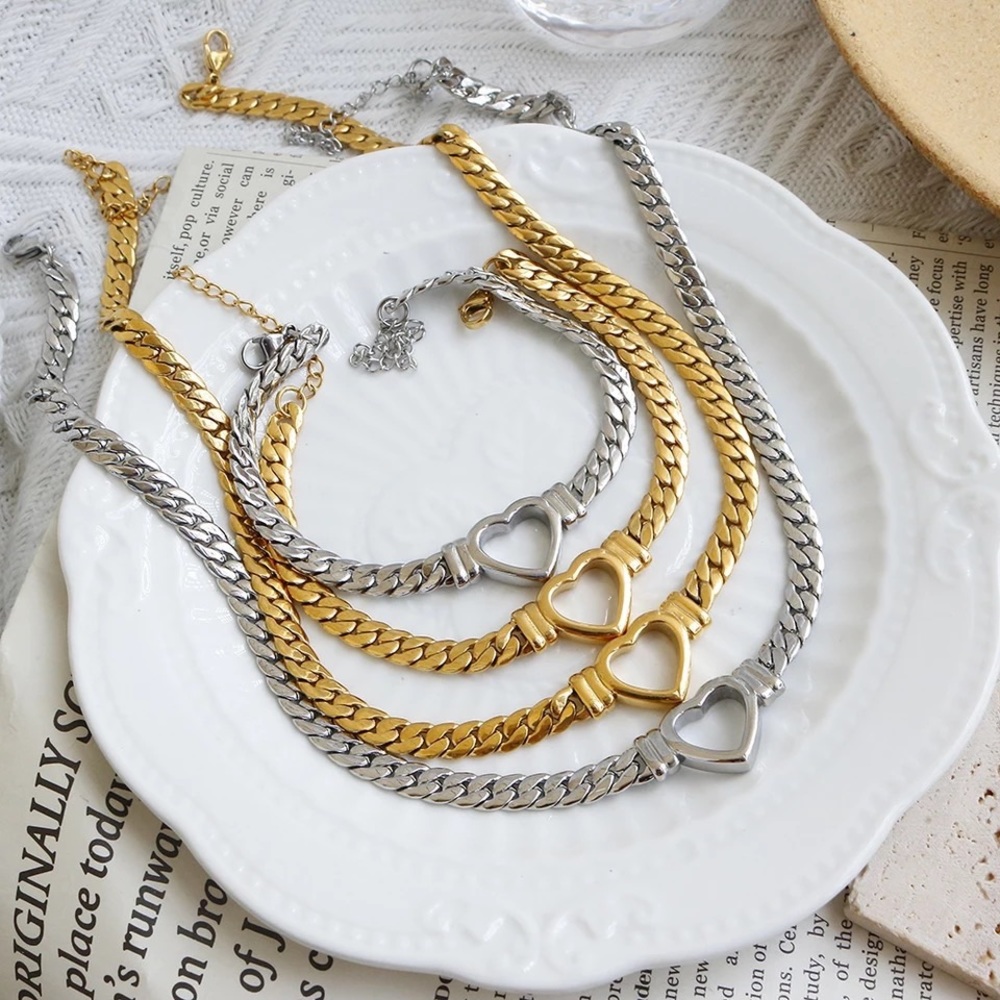 NEW - Zara Heart Interlock Center Love Pendant Link Chain Necklace